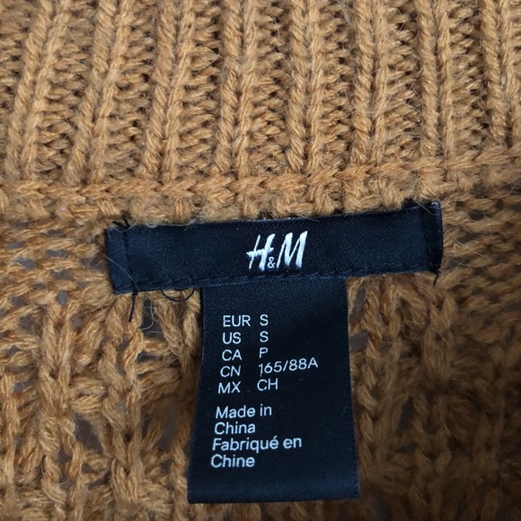 H&M Sweater - Picture 4 of 4